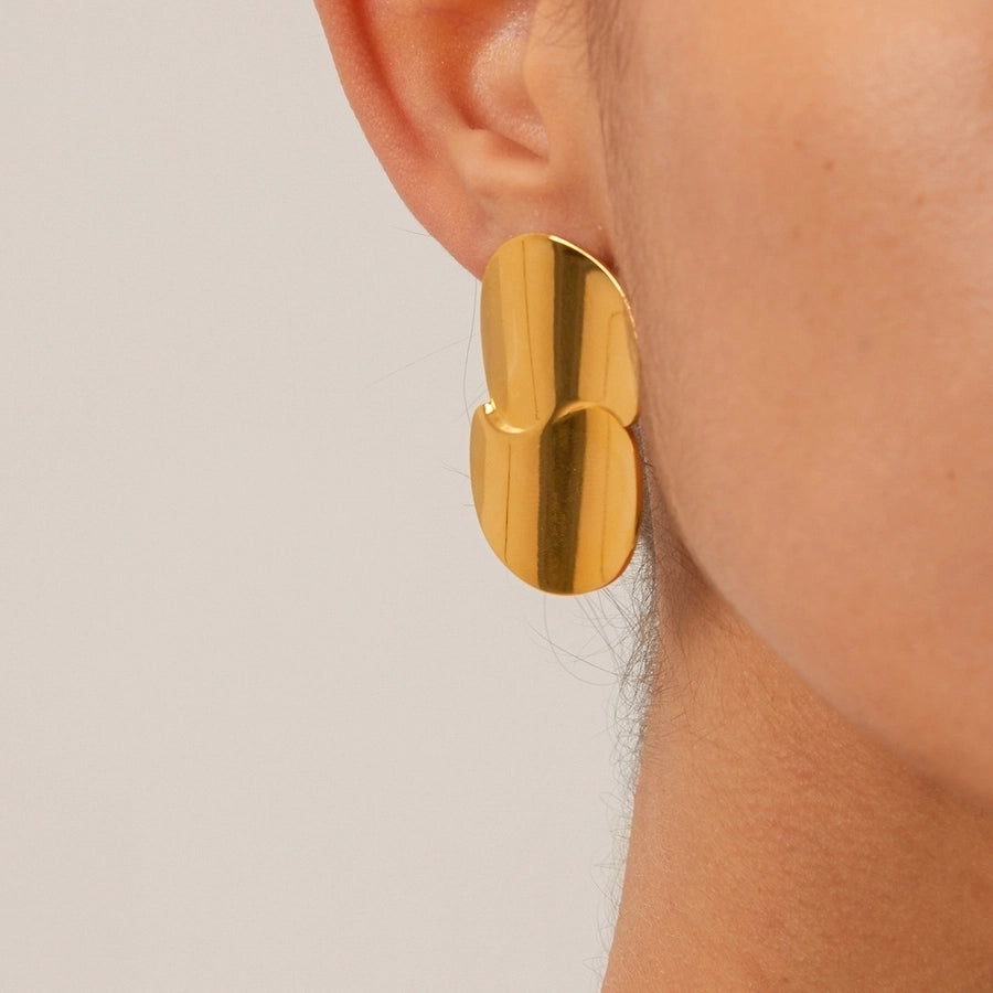 ARETES AURA